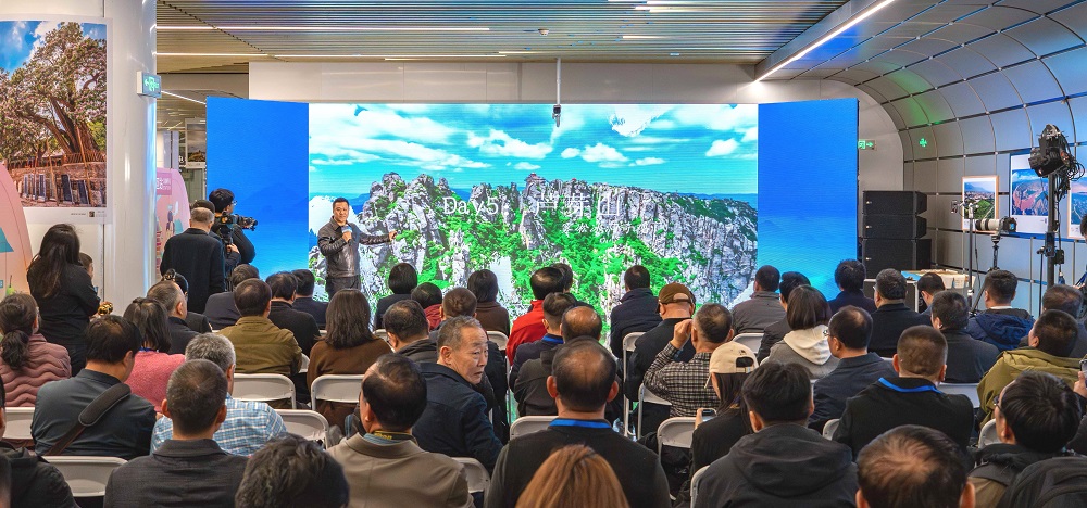 活動(dòng)現(xiàn)場(chǎng),文旅星推官推介忻州。